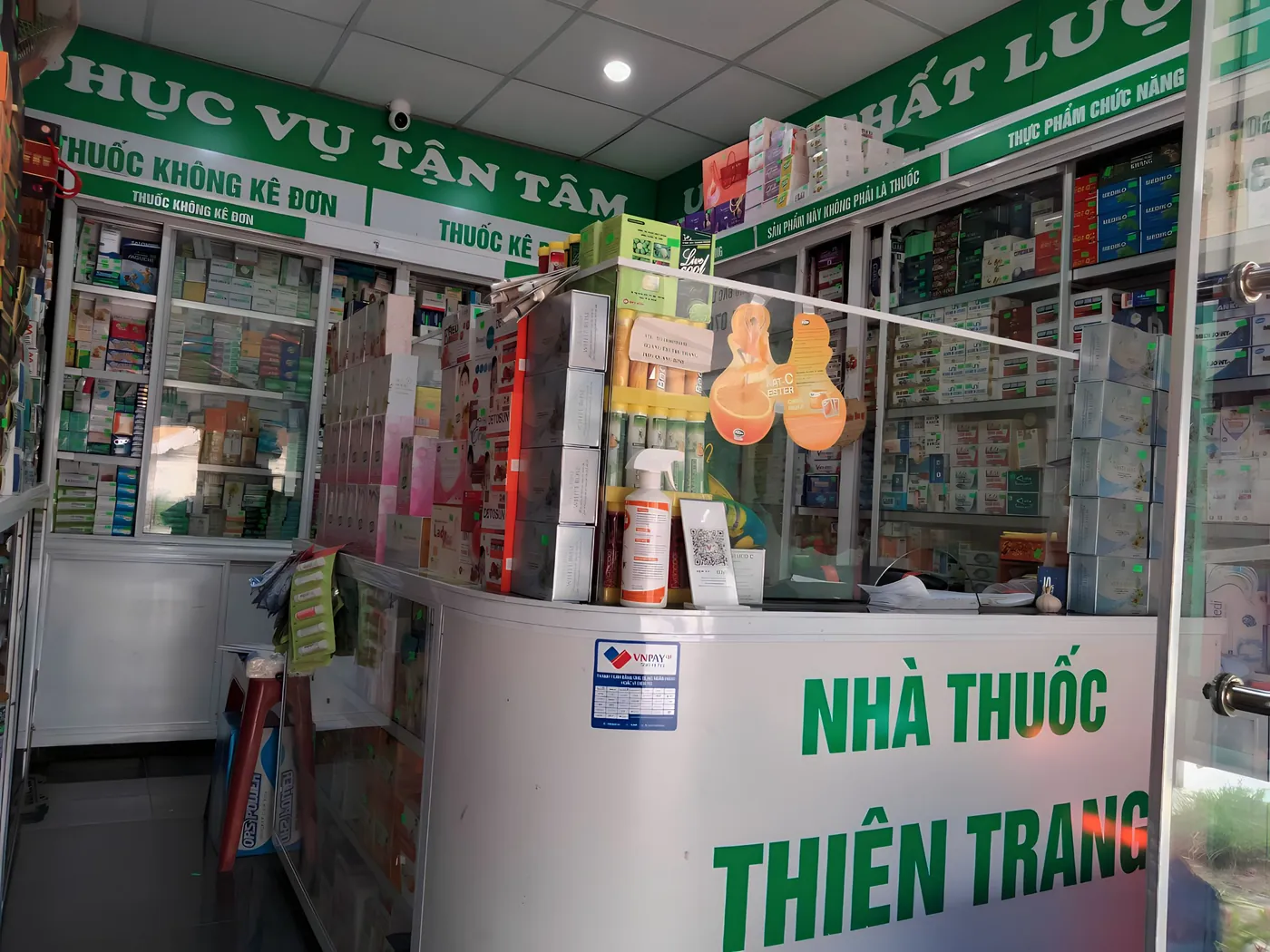 Quầy tư vấn tại Nhà thuốc Thiên Trang